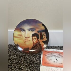 Bradford Exchange Elvis Presley Heartbreak Hotel Collectible Plate